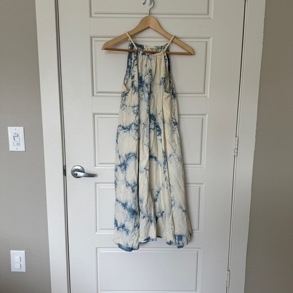 Holding Horses Chambray tie dye swing midi dress with pockets - Picture 4 of 8